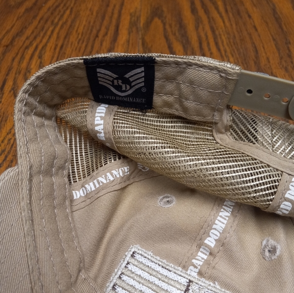 Unisex U.S.A. Embrpidered Snap Back Cap. - Picture 4 of 4